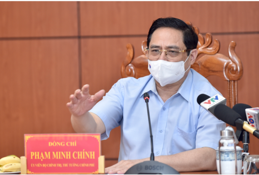 Thủ tướng Phạm Minh Chính nhấn mạnh tư tưởng chỉ đạo phòng, chống dịch là“thần tốc, thần tốc hơn nữa; tích cực, tích cực hơn nữa; quyết liệt, quyết liệt hơn nữa; hiệu quả, hiệu quả hơn nữa; thành công, thành công hơn nữa”. Ảnh: VGP/Nhật Bắc