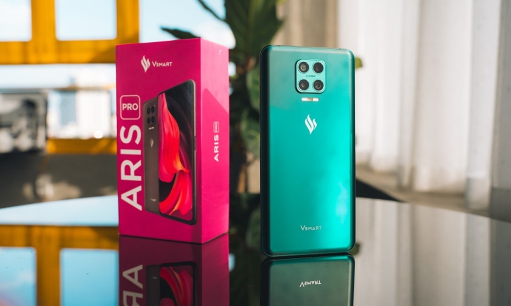 Vsmart tiên phong smartphone Aris Pro có camera trước ẩn dưới màn hình.