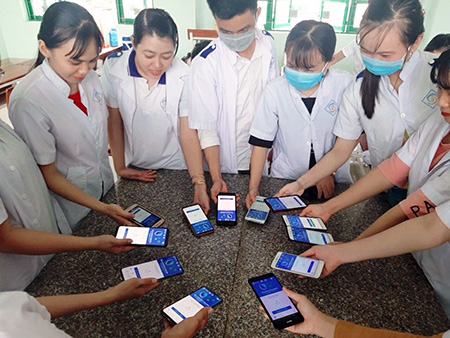 Số người dùng tải ứng dụng Bluezone tăng mạnh