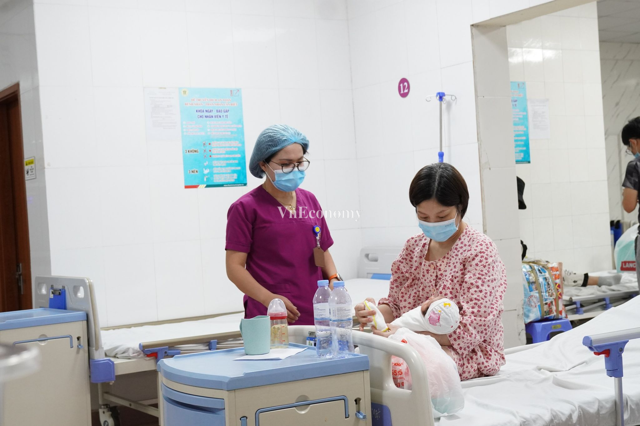 Sản phụ Nguyễn Thị Anh (35 tuổi, phố Phan Đ&igrave;nh Gi&oacute;t, H&agrave; Nội) b&agrave;y tỏ: 