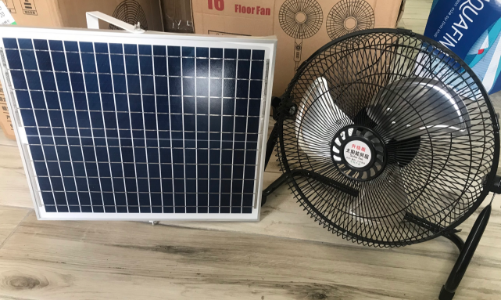 Quạt năng lượng mặt trời đắt khách những ngày ở nhà chống dịch