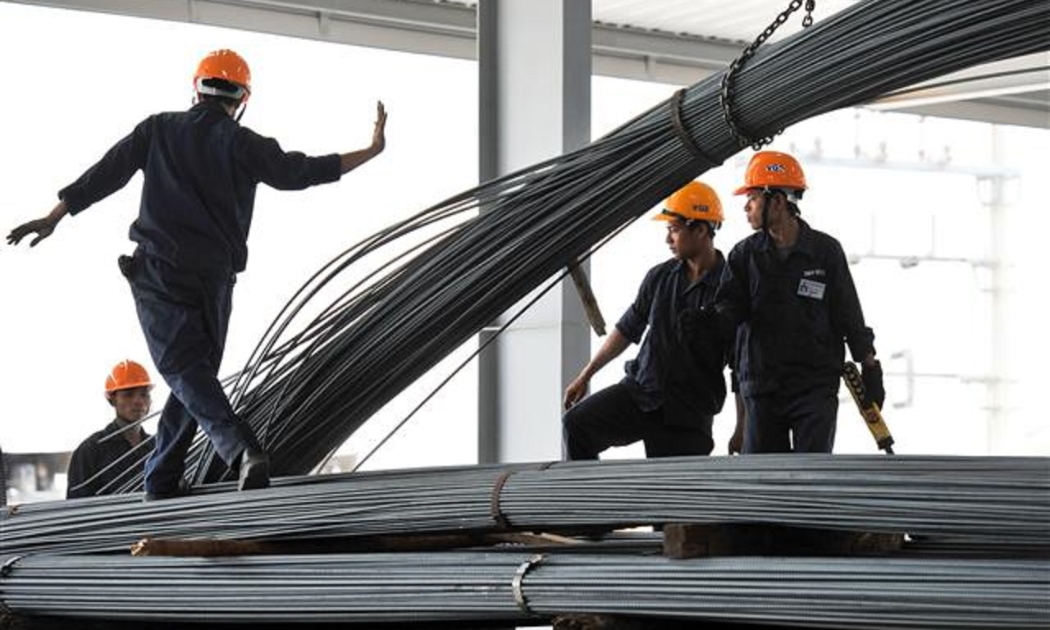 Bộ Công Thương yêu cầu các doanh nghiệp sản xuất, kinh doanh thép áp dụng các biện pháp nhằm giảm giá thép.