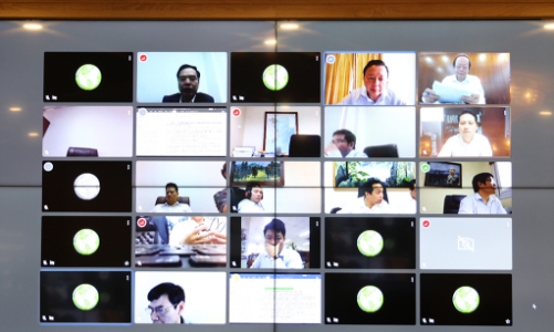 Dịch Covid diễn biến phức tạp, hàng loạt bộ ngành kích hoạt họp trực tuyến 