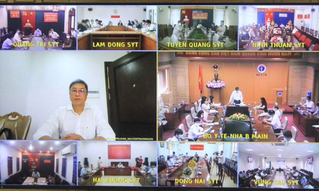 Cuộc họp trực tuyến Hướng dẫn triển khai xét nghiệm SARS-CoV-2 diễn ra ngày 14/5.