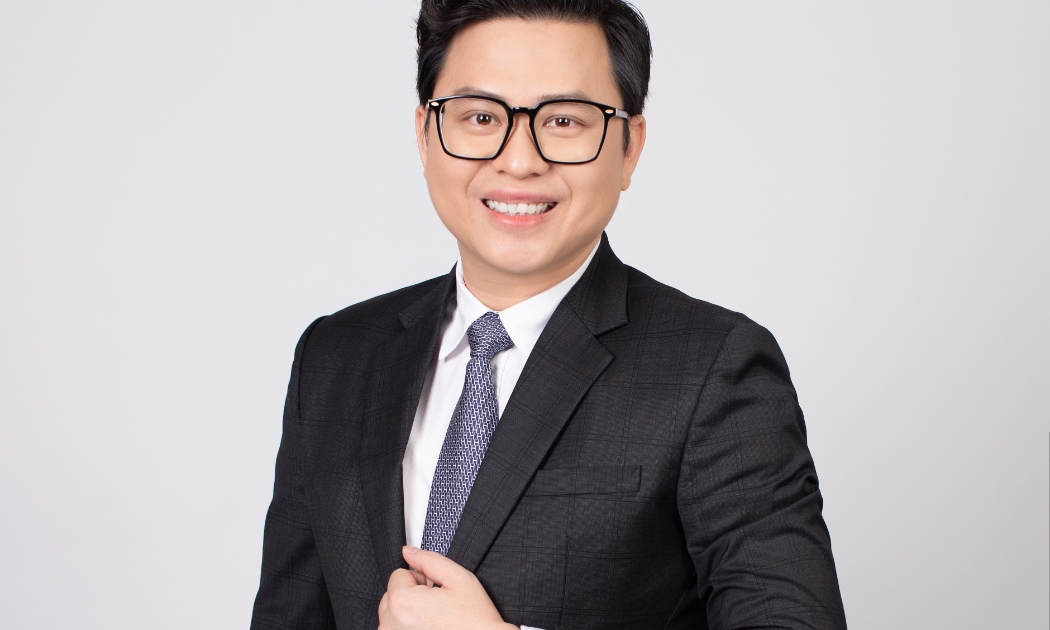 Trước khi công tác tại SCB, ông Hoàng đã từng đảm nhiệm nhiều vị trí  chủ chốt ở các tập đoàn lớn.