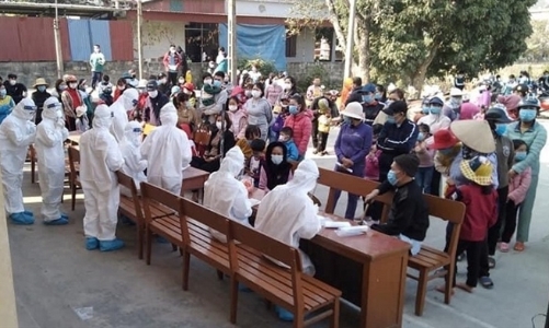 250 sinh viên Đại học Kỹ thuật y tế Hải Dương xung phong hỗ trợ tâm dịch Bắc Giang, Bắc Ninh