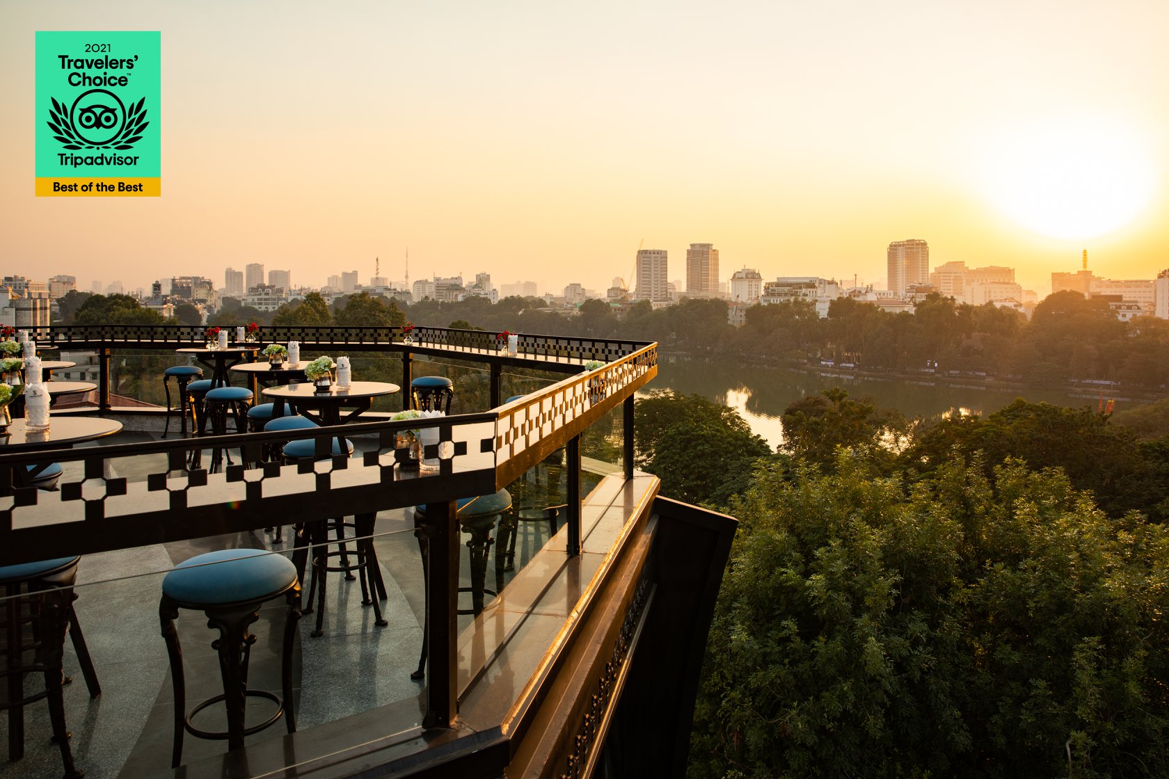 Kh&aacute;ch sạn La Sinfonia del Rey (H&agrave;ng Dầu, Ho&agrave;n Kiếm, H&agrave; Nội) đứng ở vị tr&iacute; thứ 3.