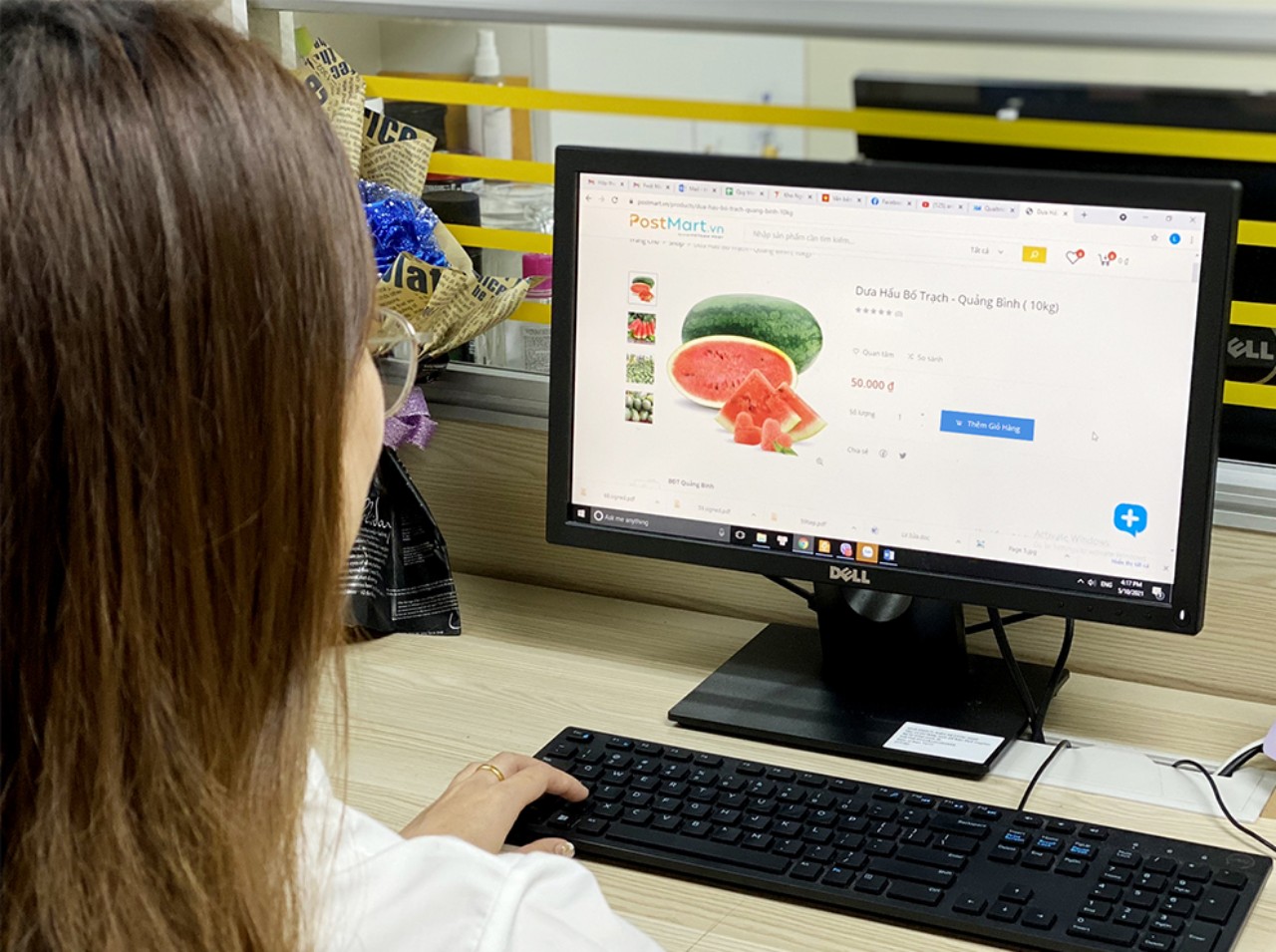 Nhiều nông sản được bán trên sàn thương mại điện tử.