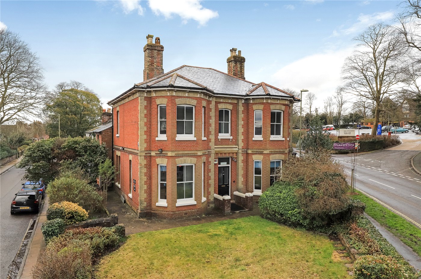 Một căn nhà được rao bán ở Winchester, Anh.