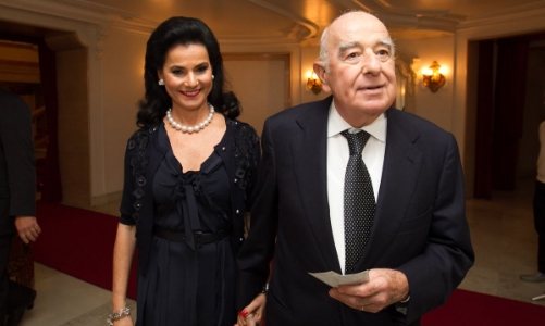 Bà goá 68 tuổi tiếp quản “đế chế” ngân hàng 90 tỷ USD