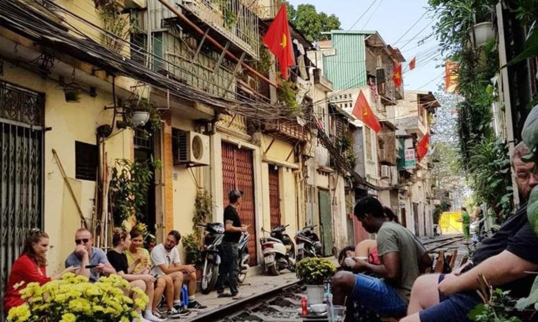 Việt Nam nằm trong top 10 nơi tốt nhất đối với người nước ngoài từ năm 2014 - Ảnh: Booking.com.