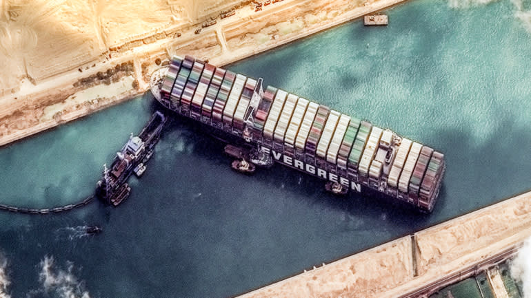 Sự cố của Ever Given khiến 9,6 tỷ USD h&agrave;ng h&oacute;a bị ảnh hưởng trong 6 ng&agrave;y - Ảnh: Getty Images