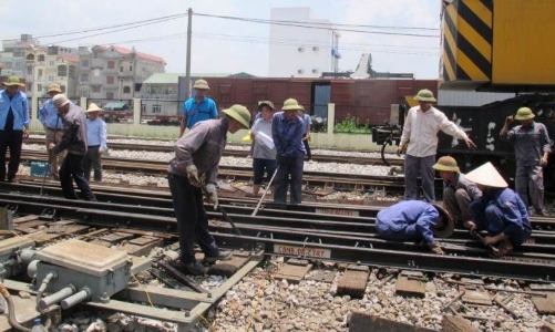 Thủ tướng hỏa tốc chỉ đạo giao thực hiện vốn bảo trì kết cấu hạ tầng đường sắt năm 2021