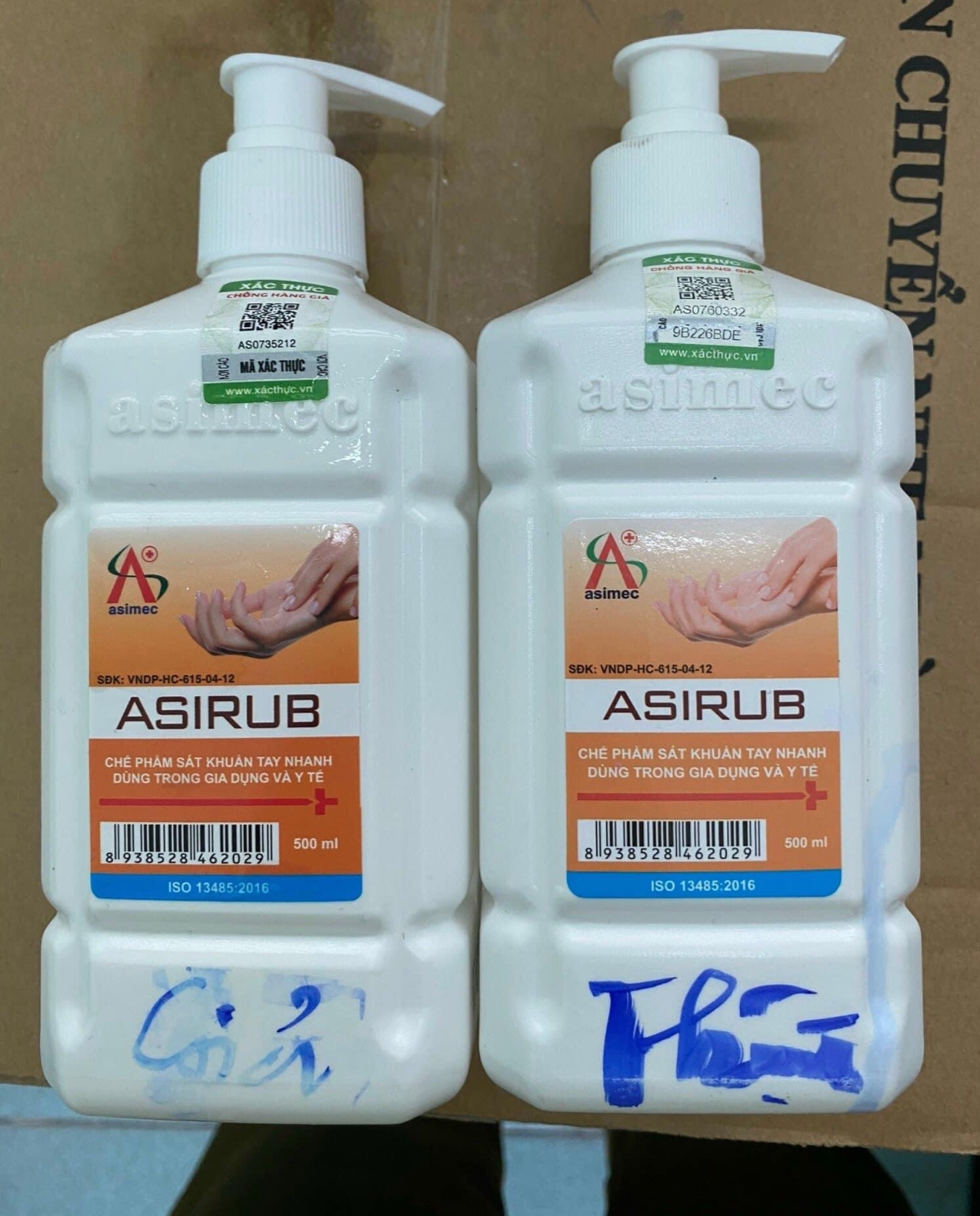 Sản phẩm bị thu giữ tương đối giống sản phẩm ch&iacute;nh h&atilde;ng