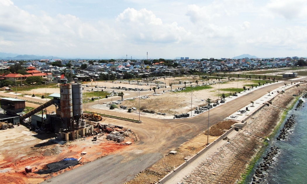 Dự án Hamubay được phát triển bởi chủ đầu tư là Công ty TNHH Đầu Tư Xây Dựng Trường Phúc Hải đã mất hơn 5 năm để thực hiện tiến trình pháp lý.