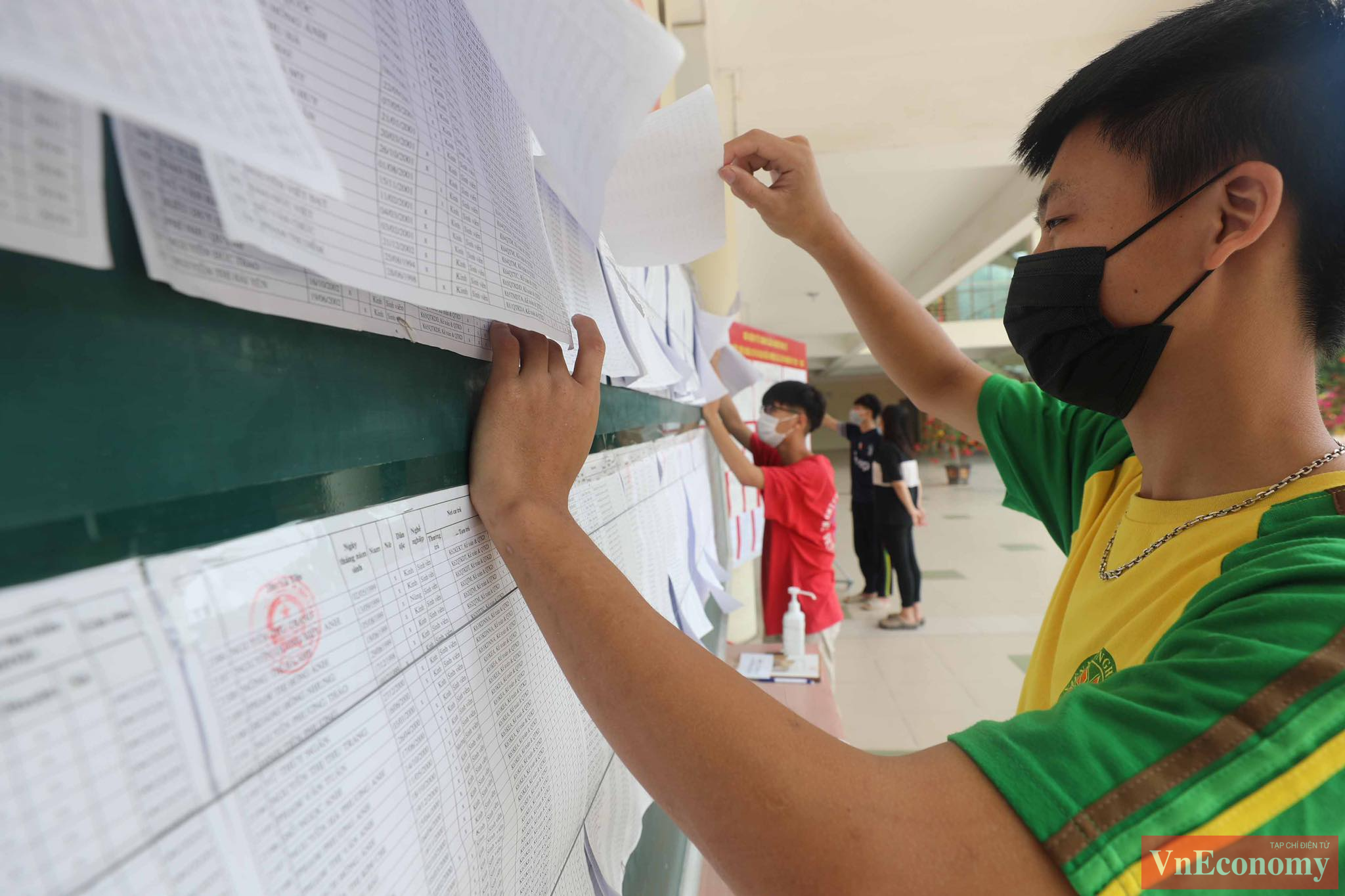 Trong đ&oacute;, với một số cử tri, đ&acirc;y l&agrave; lần đầu ti&ecirc;n họ được đi bỏ phiếu bầu cử, thực hiện quyền c&ocirc;ng d&acirc;n của m&igrave;nh.