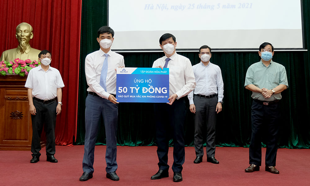 Bộ Y tế tiếp nhận hỗ trợ từ các tập đoàn, doanh nghiệp.