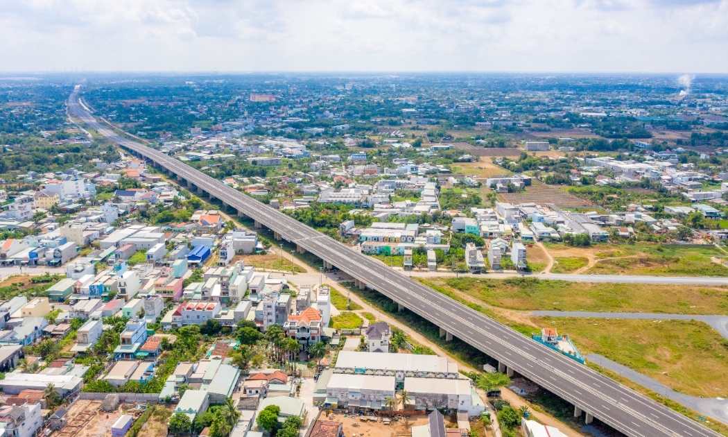 Đẩy mạnh quy hoạch vùng và hạ tầng tạo đòn bẩy cho bất động sản Long An.