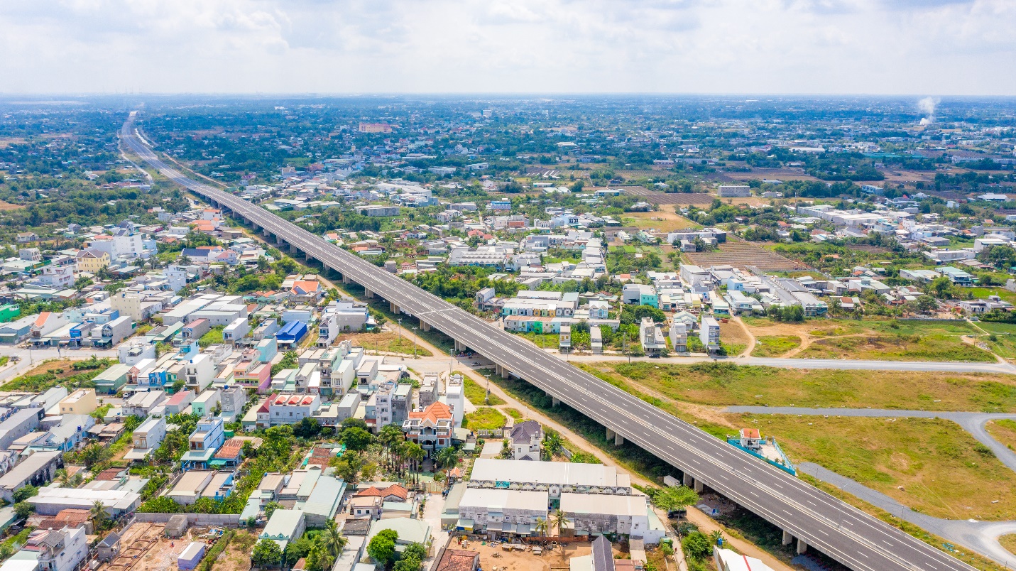 Đẩy mạnh quy hoạch vùng và hạ tầng tạo đòn bẩy cho bất động sản Long An.
