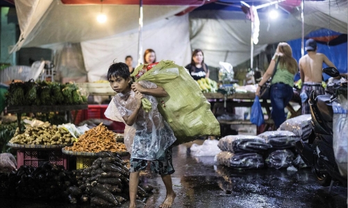 Tổng cục Thống kê: Thu nhập nhóm hộ giàu nhất cao gấp 8 lần nhóm hộ nghèo nhất