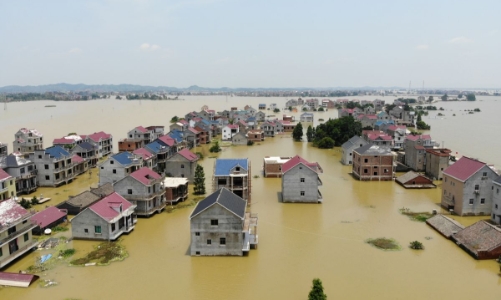 71 con sông dâng nước đến mức báo động, lũ lụt nghiêm trọng có thể xảy ra ở Trung Quốc