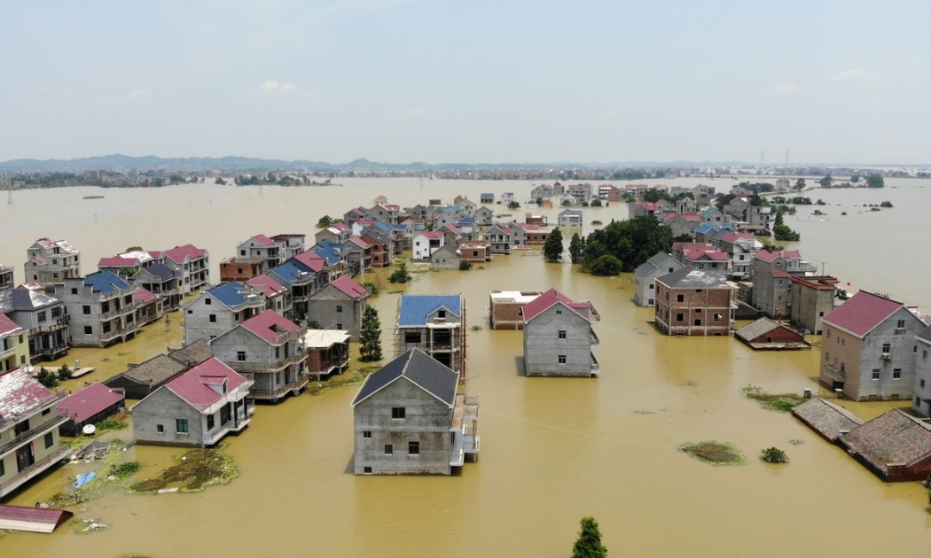 Một trận lụt ở Giang Tây, Trung Quốc, tháng 7/2020 - Ảnh: Reuters.