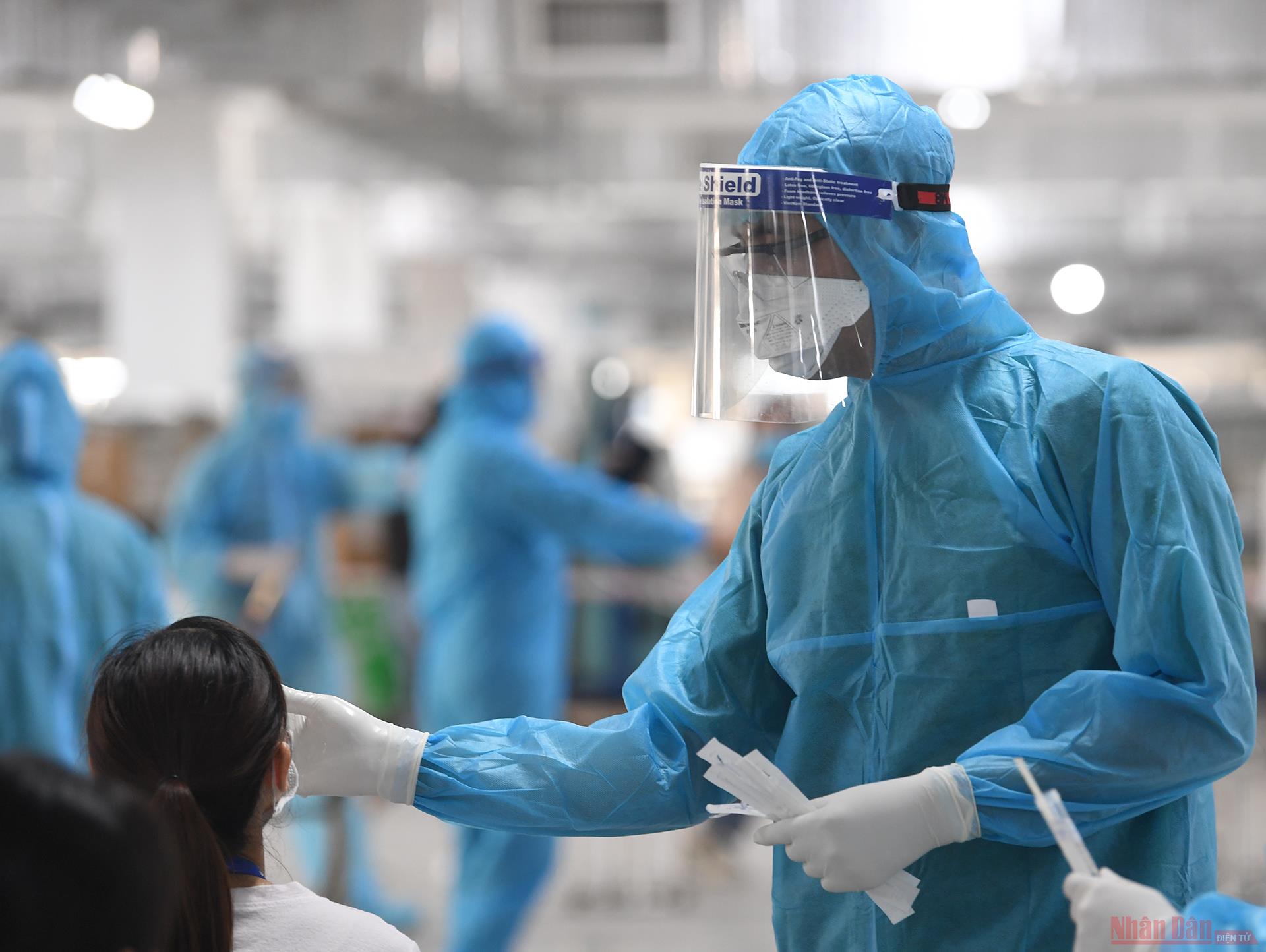 Lấy mẫu xét nghiệm tại tỉnh Bắc Giang