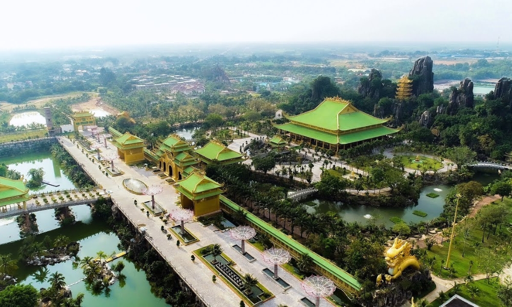 Khu du lịch Đại Nam rộng 450 ha với vốn đầu tư lên đến 6.000 tỷ đồng.