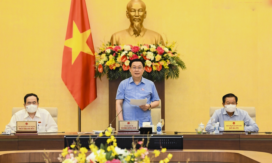 Chủ tịch Quốc hội Vương Đình Huệ phát biểu tại phiên họp - Ảnh: Quochoi.vn.