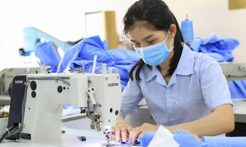 Doanh nghiệp khó khăn do Covid-19 được lùi đóng phí công đoàn đến 31/12