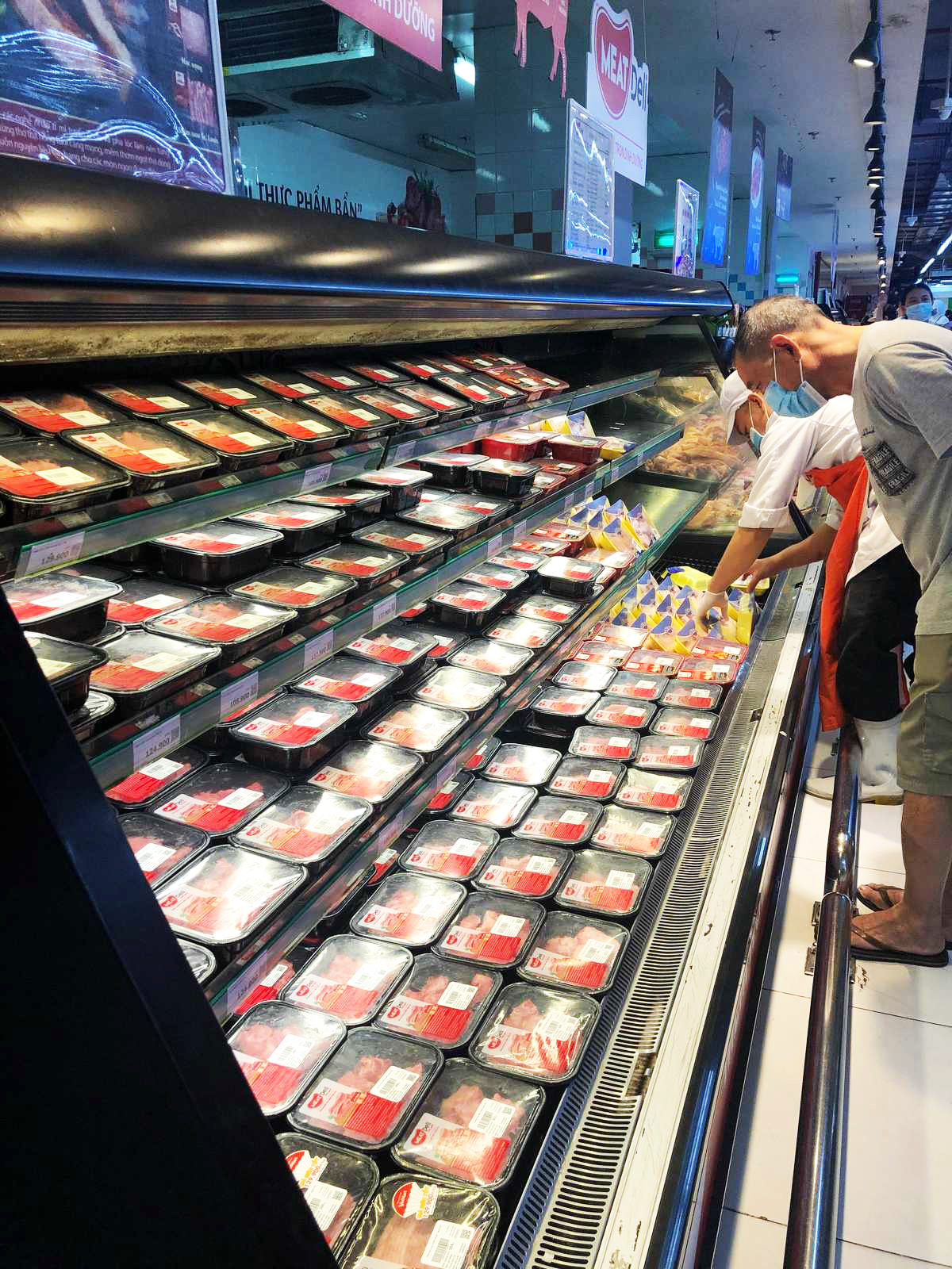 Thịt được đóng gói bằng công nghệ Oxy-Fresh 9 nhằm đảm bảo vệ sinh và lưu giữ tối đa chất dinh dưỡng.