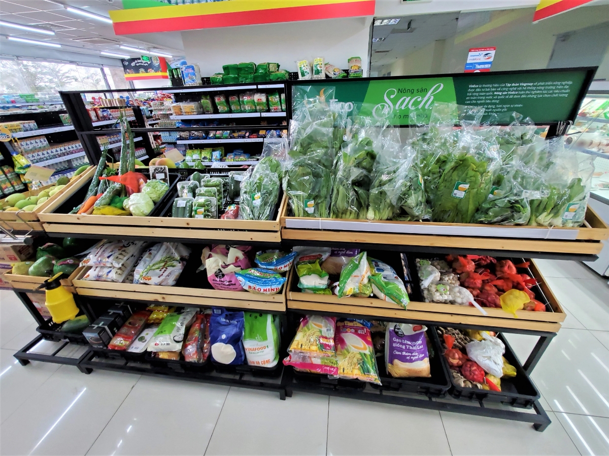 C&aacute;c si&ecirc;u thị đều đẩy mạnh b&aacute;n h&agrave;ng online để đảm bảo c&ocirc;ng t&aacute;c ph&ograve;ng chống dịch.