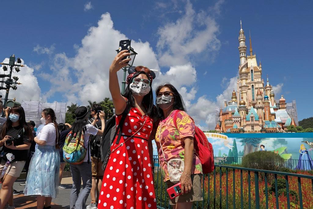 C&ocirc;ng vi&ecirc;n Disneyland tại Hồng K&ocirc;ng - Ảnh: Getty Images