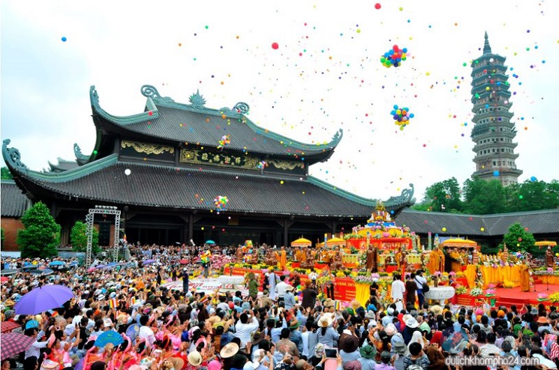 Đây là tuyến đường kết nối trung tâm Hà Nội tới vùng du lịch tâm linh nổi tiếng như khu du lịch Tam Chúc, chùa Bái Đính.