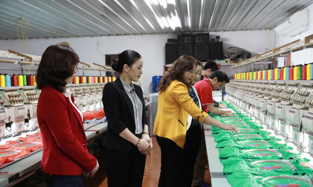 Phụ nữ ngày càng có vai trò quan trọng trong phát triển kinh tế.