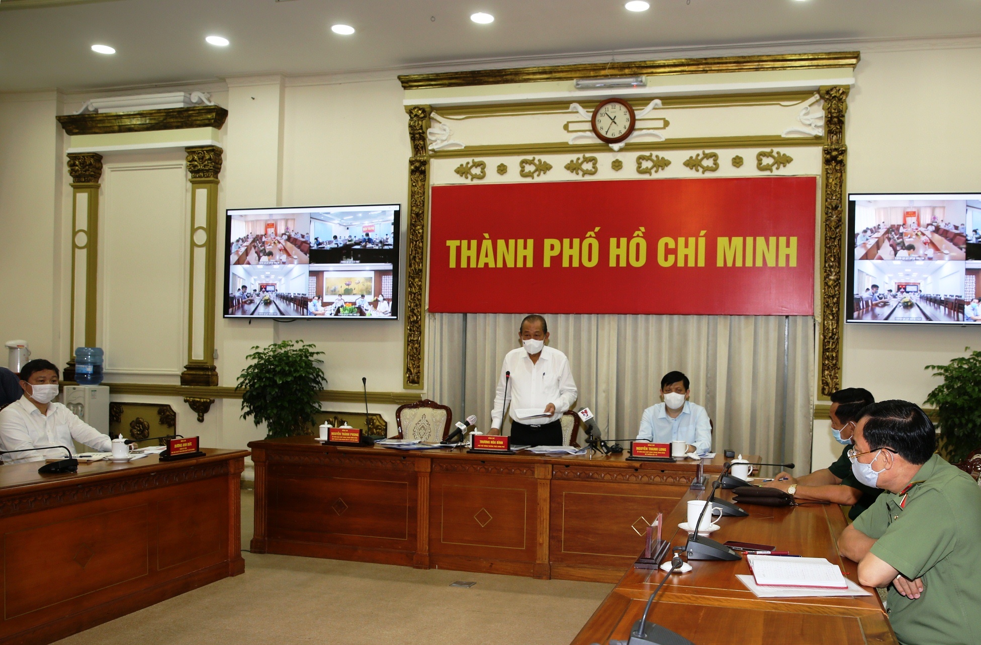 Phó Thủ tướng Thường trực Chính phủ Trương Hòa Bình tại buổi làm việc với UBND Tp.HCM - Ảnh: VGP.