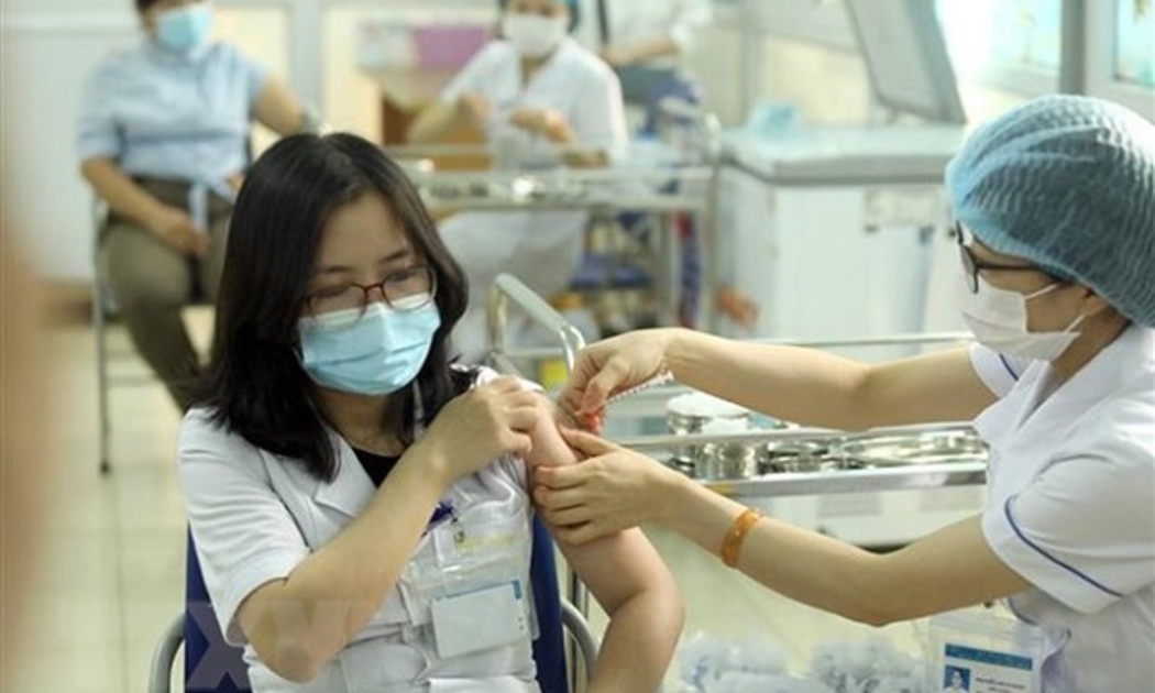 Các doanh nghiệp dệt may mong muốn được tiếp cận vaccine Covid-19.