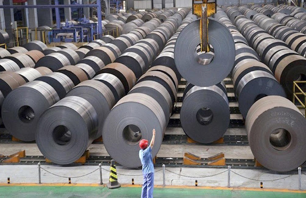 Nguyên liệu sản xuất đang là bài toán đau đầu của ngành thép. 