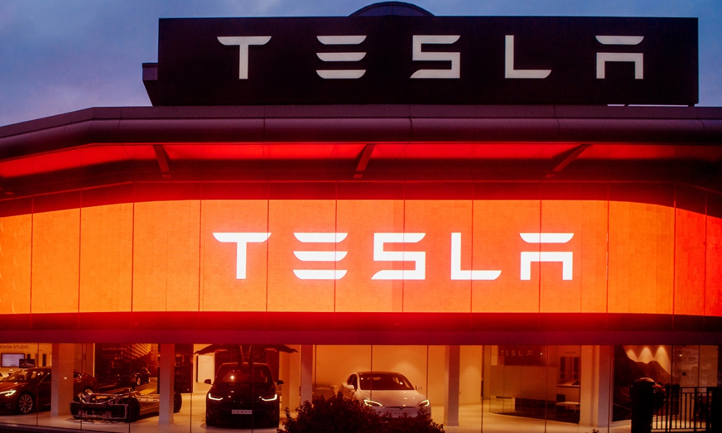 Một trạm sạc pin xe điện của Tesla - Ảnh: Tesla