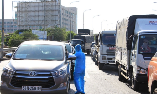 Nhiều tỉnh thành cách ly tập trung người về từ TP.HCM