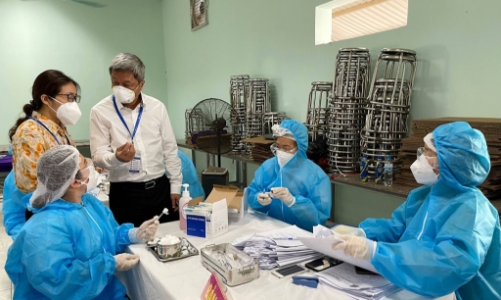 Thứ trưởng Nguyễn Trường Sơn: Bắc Giang đã khoanh vùng được một số điểm nóng dịch Covid-19