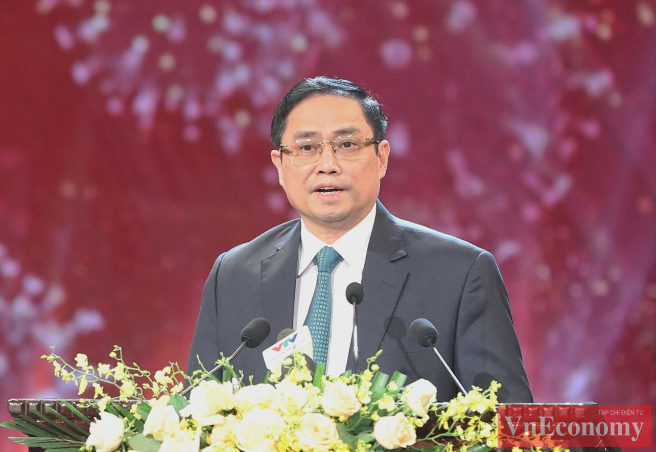 Đồng chí Phạm Minh Chính, Ủy viên Bộ Chính trị, Thủ tướng Chính phủ nước CHXHCN Việt Nam rất xúc động khi phát biểu về ý nghĩa của Quỹ Vaccine phòng, chống Covid-19. 