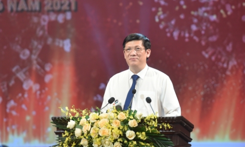 Bộ trưởng Bộ Y tế: Không lãng phí bất cứ một đồng nào của Quỹ vaccine