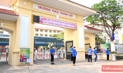 Hà Nội diễn tập phòng chống Covid-19 cho kỳ thi vào lớp 10