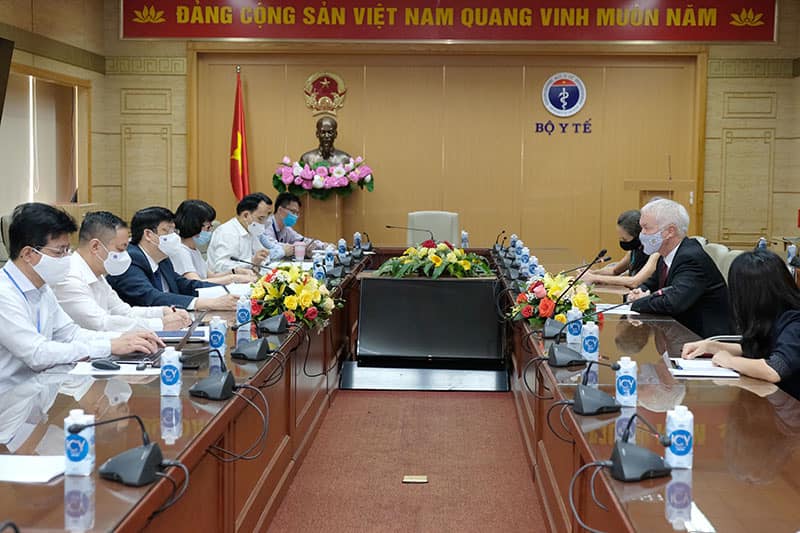 Quang cảnh buổi tiếp Đại sứ.