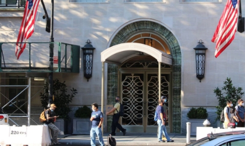 Người mua bí ẩn chi gần 158 triệu USD cho căn hộ trên “phố tỷ phú” ở New York