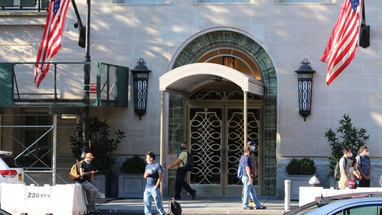 Tòa nhà 220 Central Park South - Ảnh: WSJ