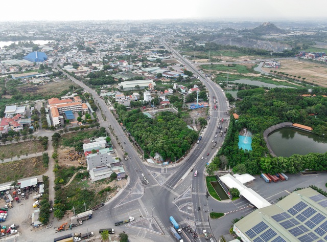 Đã hơn 10 năm nhưng đường cành đai 3 chỉ mới đưa vào khai thác 1 đoạn dài 16,3km là đoạn Tân Vạn - Bình Chuẩn