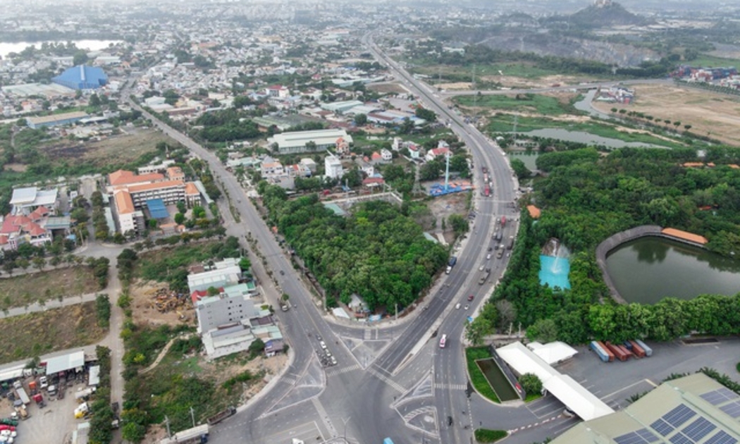 Đã hơn 10 năm nhưng đường cành đai 3 chỉ mới đưa vào khai thác 1 đoạn dài 16,3km là đoạn Tân Vạn - Bình Chuẩn