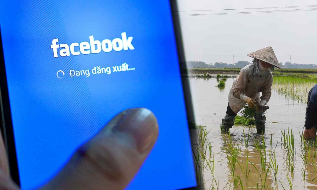 Facebook nhận thấy cơ hội tăng trưởng tại thị trường nông thôn Việt Nam với lượng lớn người dùng ngày càng thạo dùng di động thông minh - Ảnh: AFP